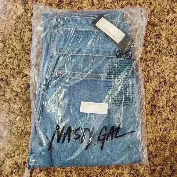 NWT Momokrom Nasty Gal Keep Up Belted Medium Wash High Waisted Blue Jeans $58 - Picture 10 of 15